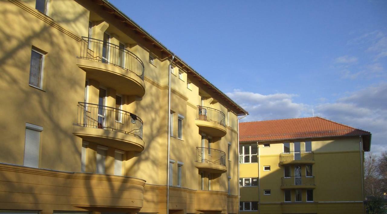 Ferienwohnung Arnyas Liget Pécs Exterior foto